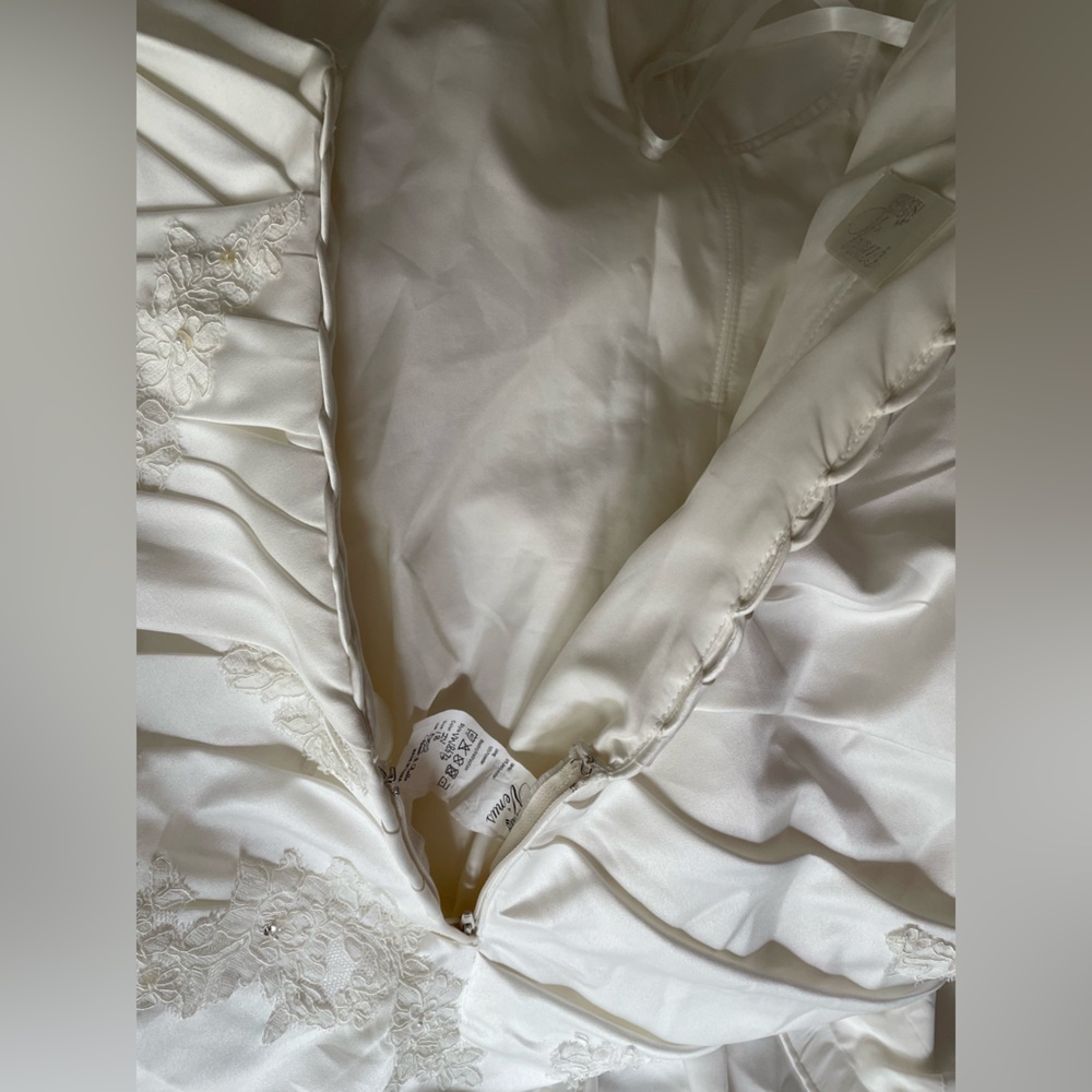 Symphony of Venus wedding gown dress ivory A-Line NWT ~ - Picture 8 of 13